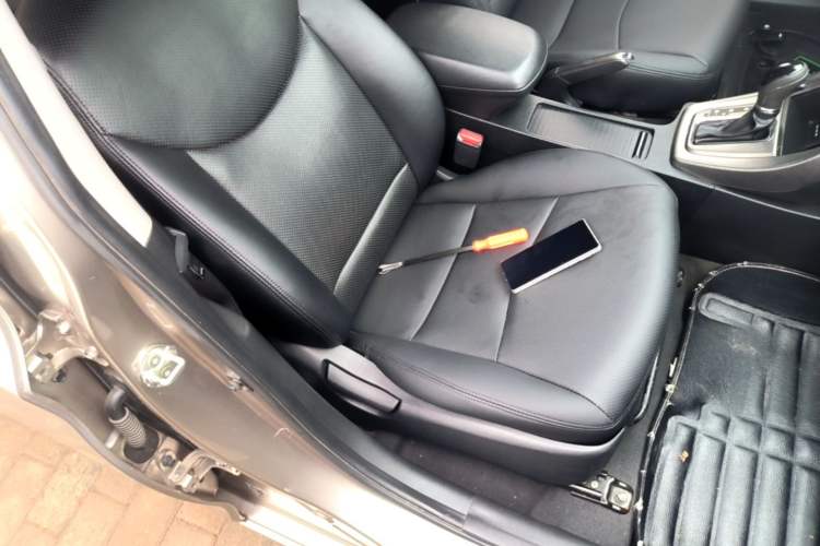 Used Hyundai Elantra (5th Generation / Langdong) 2012 1.6L Automatic Fashion Edition Right Front Seat