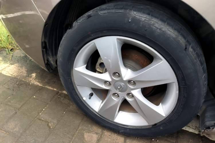 Used Hyundai Elantra (5th Generation / Langdong) 2012 1.6L Automatic Fashion Edition Right Rear Wheel Hub