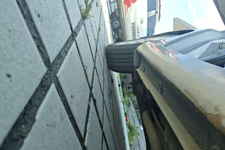 Used Hyundai Elantra (5th Generation / Langdong) 2012 1.6L Automatic Fashion Edition Right Side Sill
