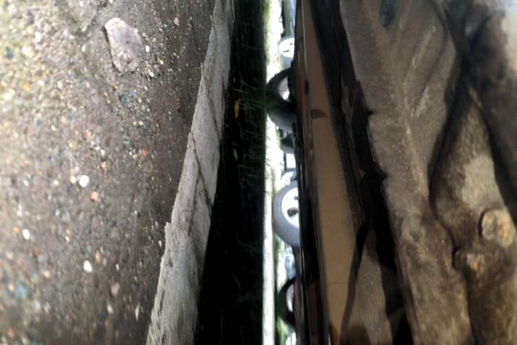 Used Hyundai Elantra (5th Generation / Langdong) 2012 1.6L Automatic Fashion Edition Right Side Sill