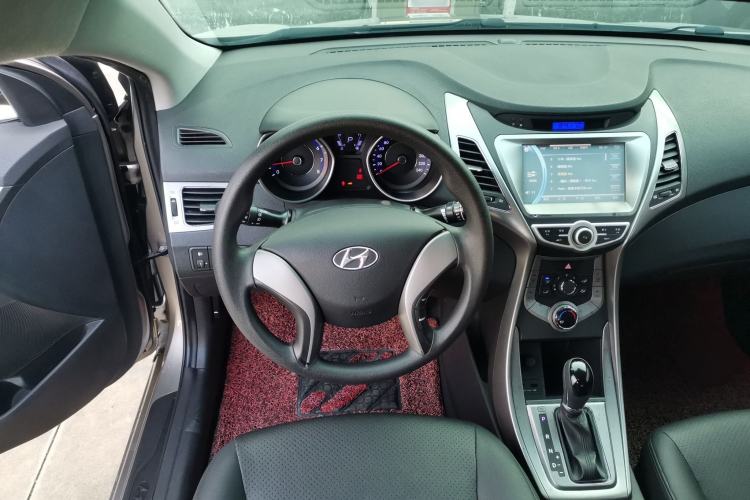 Used Hyundai Elantra (5th Generation / Langdong) 2012 1.6L Automatic Fashion Edition Steering Wheel