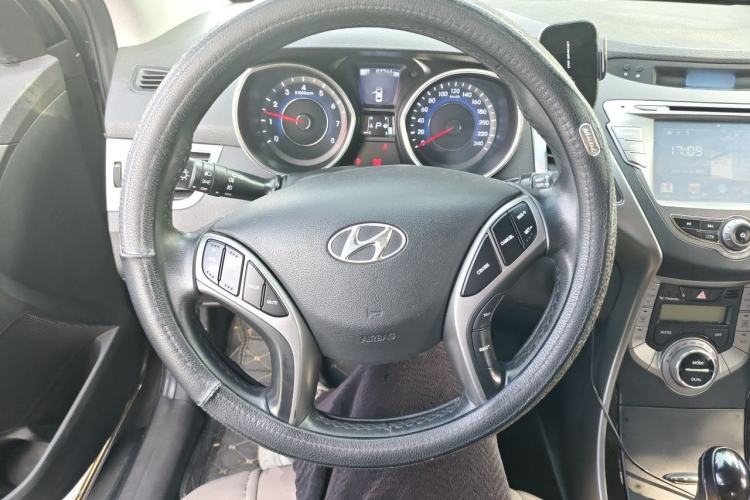 Used Hyundai Elantra (5th Generation / Langdong) 2012 1.6L Automatic Prestige Model Steering Wheel