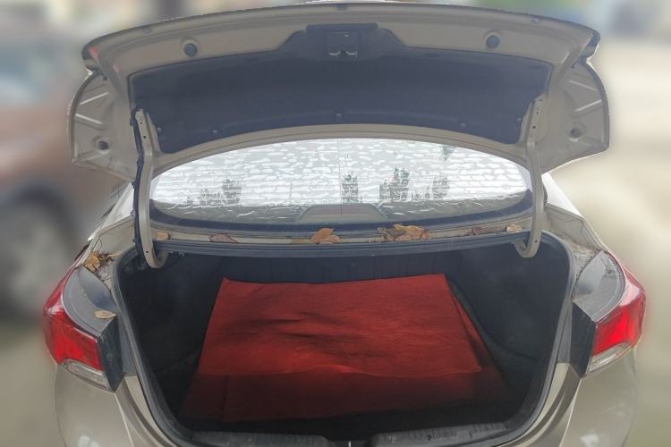 Used Hyundai Elantra (5th Generation / Langdong) 2012 1.6L Manual Fashion Edition Trunk