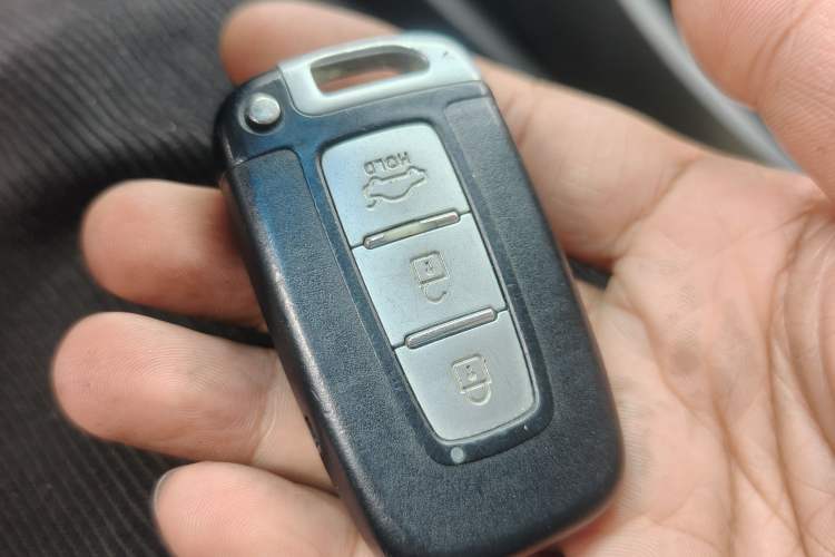 Used Hyundai Elantra (5th Generation / Langdong) 2012 1.6L Automatic Leading Model Vehicle Key