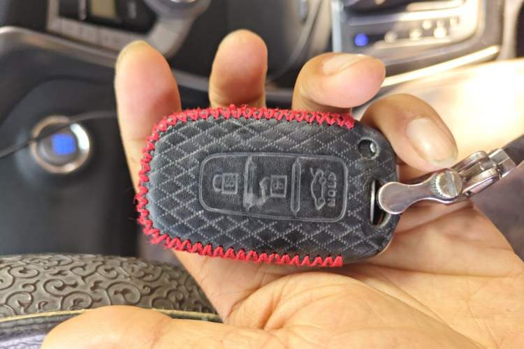 Used Hyundai Elantra (5th Generation / Langdong) 2012 1.6L Automatic Prestige Model Vehicle Key