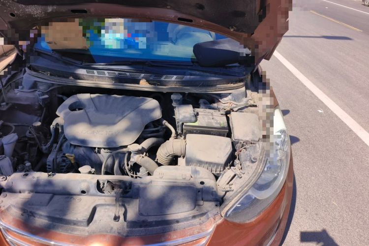 Used Hyundai Elantra (5th Generation / Langdong) 2012 1.6L Manual Leading Model Engine Bay Left