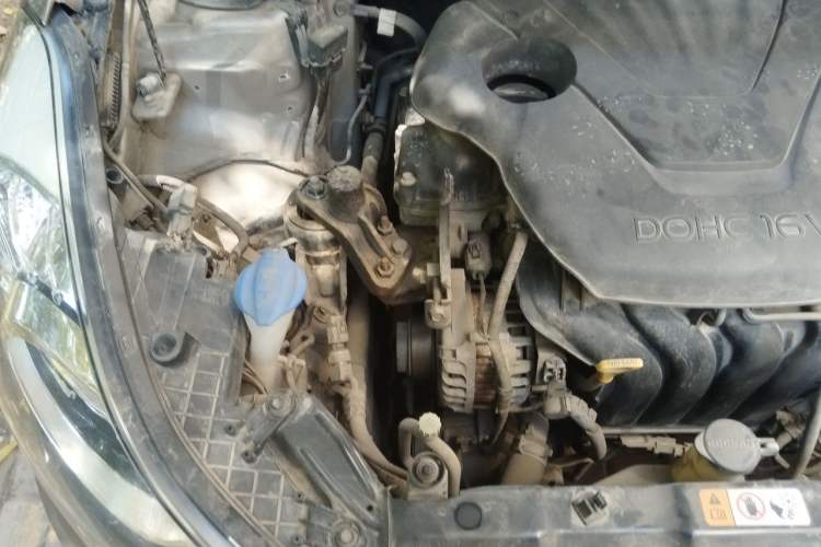 Used Hyundai Elantra (5th Generation / Langdong) 2012 1.6L Manual Leading Model Engine Bay Right