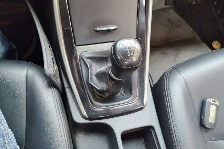 Used Hyundai Elantra (5th Generation / Langdong) 2012 1.6L Manual Leading Model Gear Lever