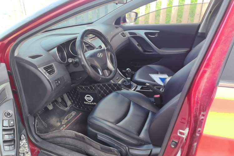 Used Hyundai Elantra (5th Generation / Langdong) 2012 1.6L Manual Leading Model Left Front Seat