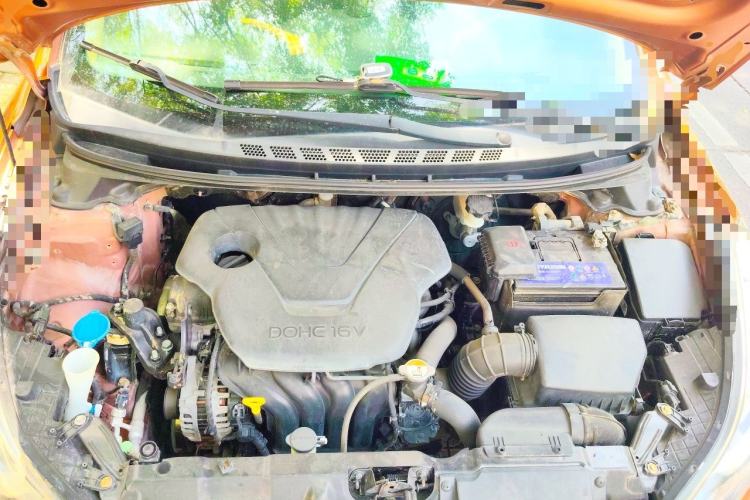 Used Hyundai Elantra (5th Generation / Langdong) 2012 1.6L Manual Leading Model Engine Bay