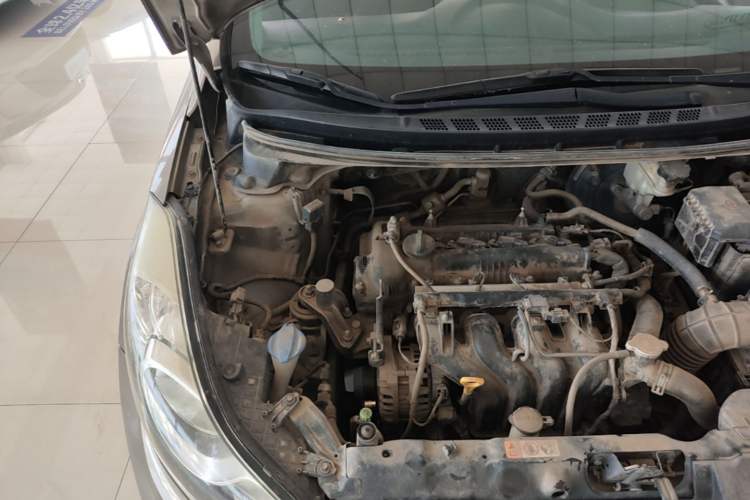 Used Hyundai Elantra (5th Generation / Langdong) 2012 1.6L Automatic Fashion Edition Engine Bay Right