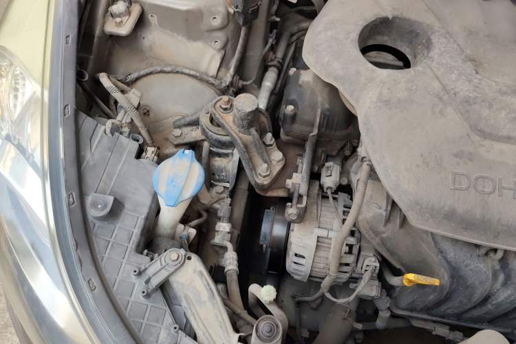 Used Hyundai Elantra (5th Generation / Langdong) 2012 1.6L Manual Leading Model Engine Bay Right