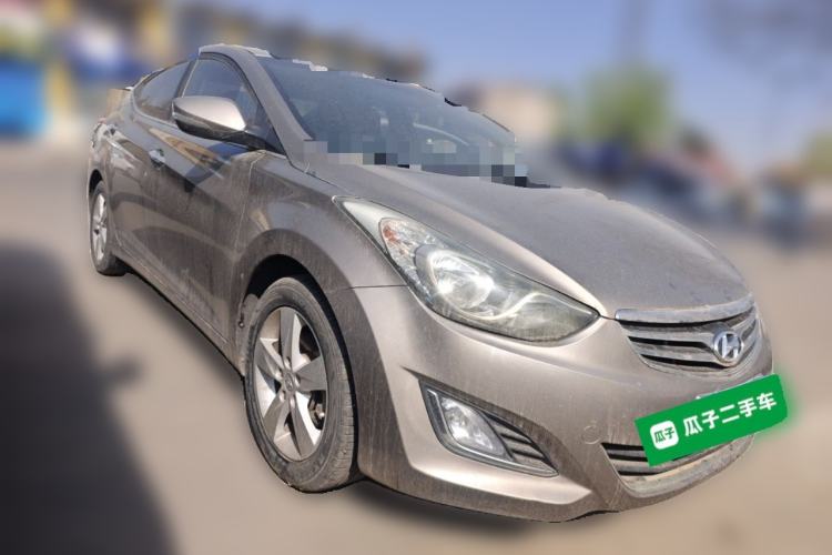 Used Hyundai Elantra (5th Generation / Langdong) 2012 1.6L Manual Leading Model Front Right 45 Deg