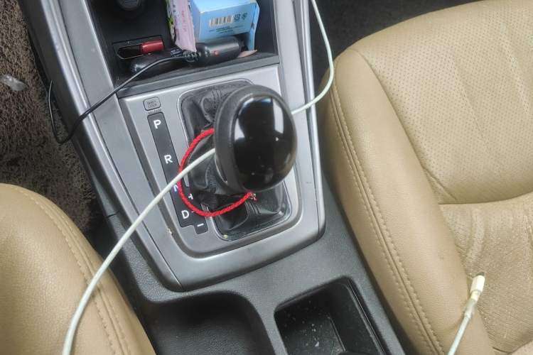 Used Hyundai Elantra (5th Generation / Langdong) 2012 1.6L Automatic Fashion Edition Gear Lever