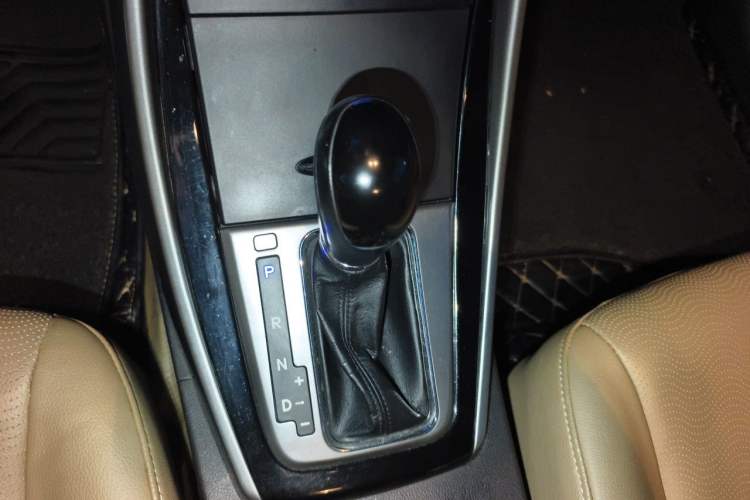 Used Hyundai Elantra (5th Generation / Langdong) 2012 1.6L Automatic Prestige Model Gear Lever