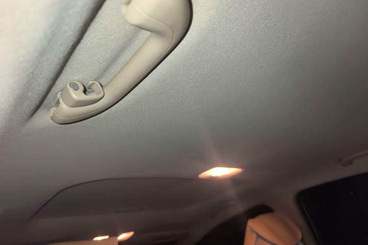 Used Hyundai Elantra (5th Generation / Langdong) 2012 1.6L Automatic Prestige Model Headliner