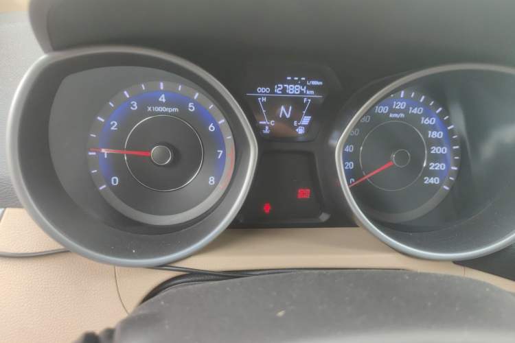 Used Hyundai Elantra (5th Generation / Langdong) 2012 1.6L Automatic Fashion Edition Instrument Cluster