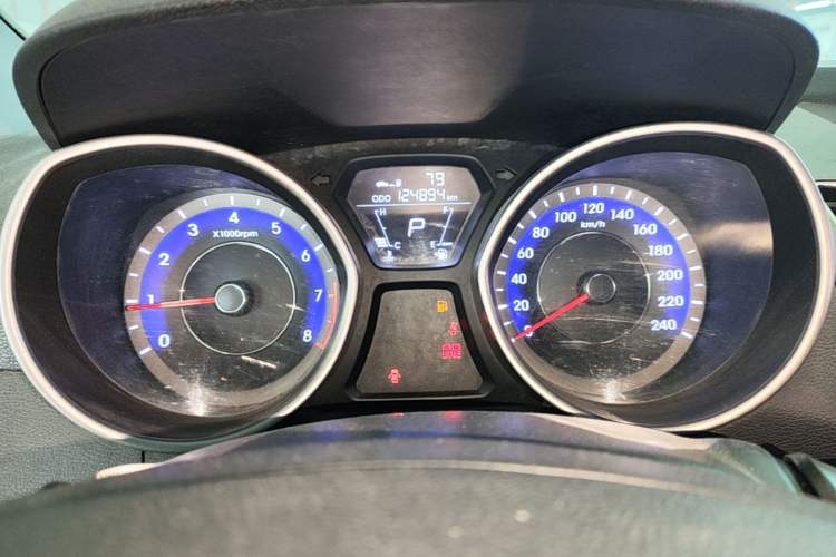 Used Hyundai Elantra (5th Generation / Langdong) 2012 1.6L Automatic Fashion Edition Instrument Cluster