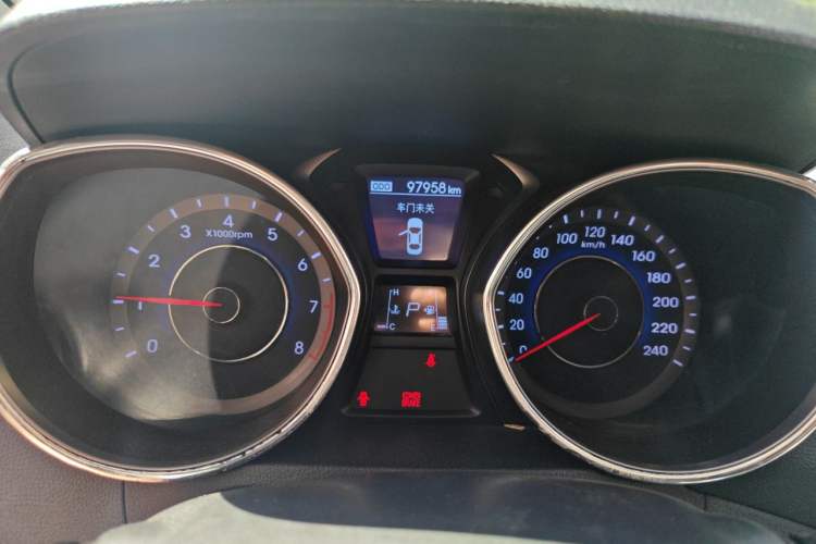 Used Hyundai Elantra (5th Generation / Langdong) 2012 1.6L Automatic Prestige Model Instrument Cluster