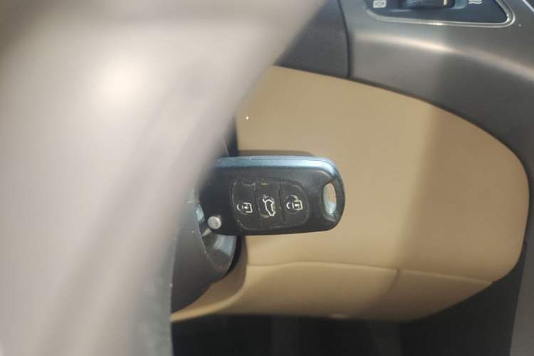 Used Hyundai Elantra (5th Generation / Langdong) 2012 1.6L Automatic Fashion Edition Interior 1