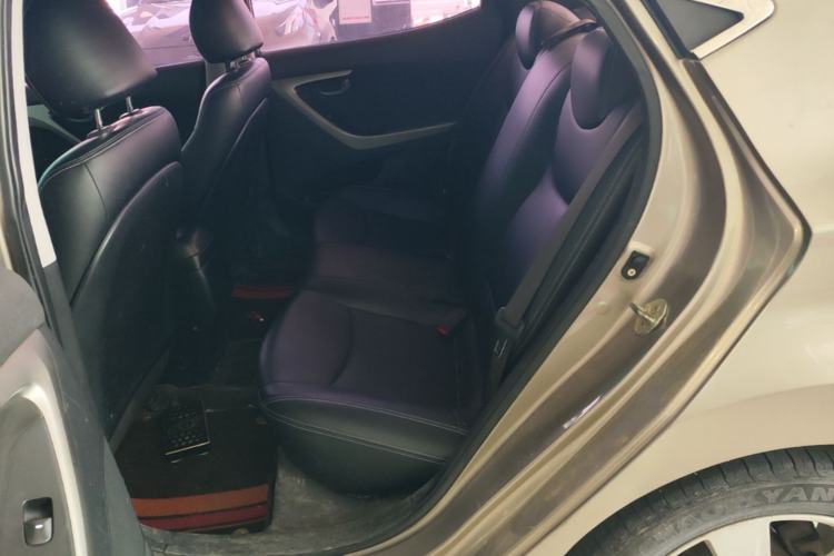 Used Hyundai Elantra (5th Generation / Langdong) 2012 1.6L Automatic Fashion Edition Left Rear Seat