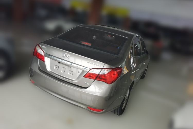 Used Hyundai Elantra (5th Generation / Langdong) 2012 1.6L Automatic Fashion Edition Rear Right 45 Deg