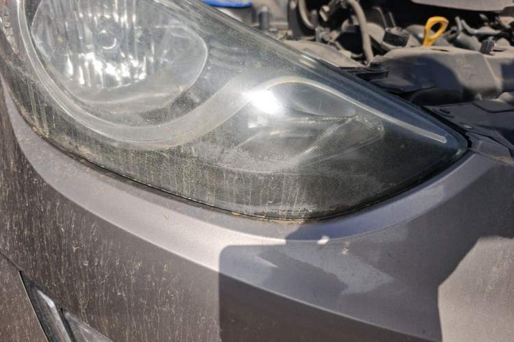 Used Hyundai Elantra (5th Generation / Langdong) 2012 1.6L Manual Leading Model Right Front Headlight