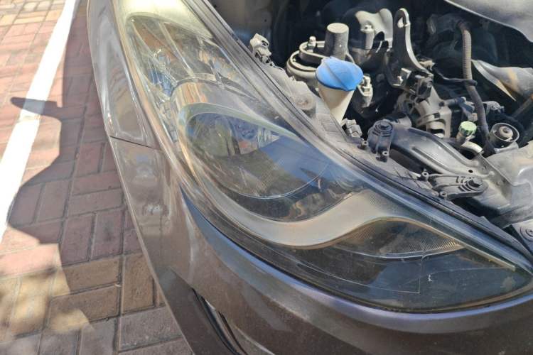 Used Hyundai Elantra (5th Generation / Langdong) 2012 1.6L Automatic Prestige Model Right Front Headlight