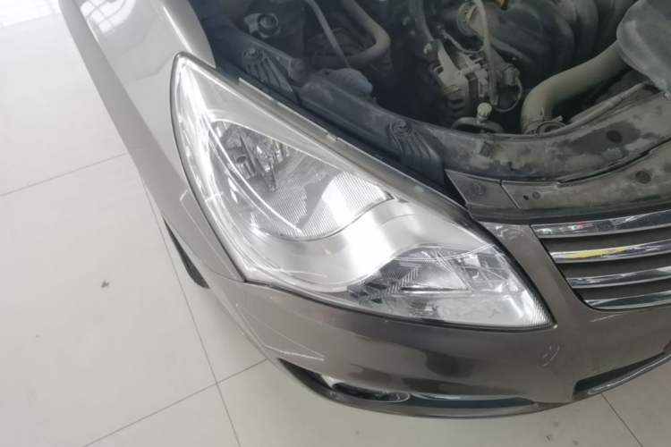 Used Hyundai Elantra (5th Generation / Langdong) 2012 1.6L Automatic Fashion Edition Right Front Headlight