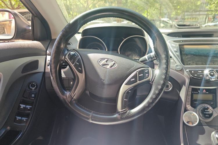 Used Hyundai Elantra (5th Generation / Langdong) 2012 1.6L Automatic Prestige Model Steering Wheel