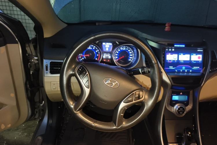 Used Hyundai Elantra (5th Generation / Langdong) 2012 1.6L Automatic Prestige Model Steering Wheel
