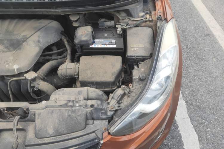 Used Hyundai Elantra (5th Generation / Langdong) 2012 1.6L Manual Leading Model Engine Bay Left