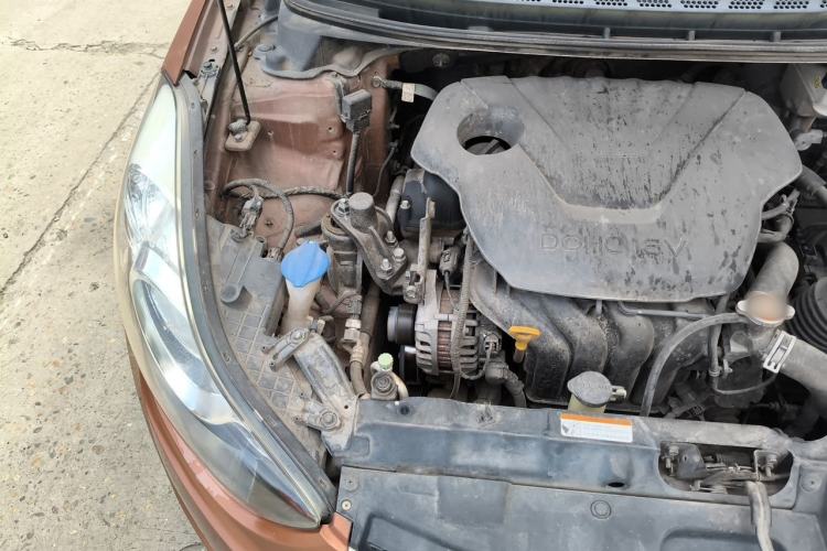 Used Hyundai Elantra (5th Generation / Langdong) 2012 1.6L Manual Leading Model Engine Bay Right