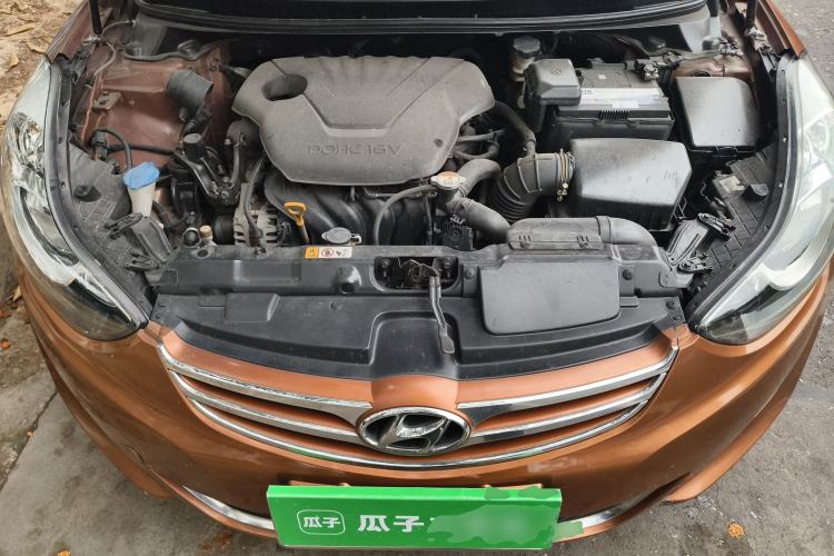 Used Hyundai Elantra (5th Generation / Langdong) 2012 1.6L Automatic Leading Model Engine Bay