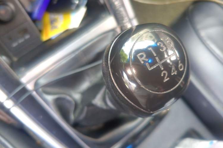 Used Hyundai Elantra (5th Generation / Langdong) 2012 1.6L Manual Leading Model Gear Lever