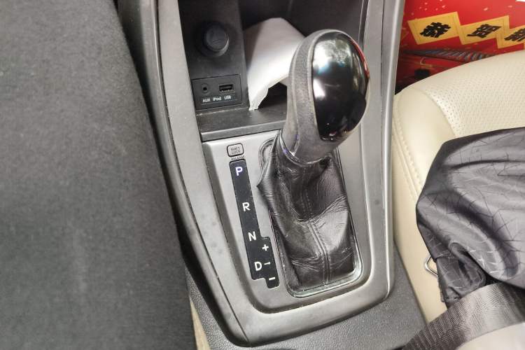 Used Hyundai Elantra (5th Generation / Langdong) 2012 1.6L Automatic Leading Model Gear Lever
