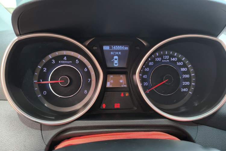 Used Hyundai Elantra (5th Generation / Langdong) 2012 1.6L Manual Leading Model Instrument Cluster