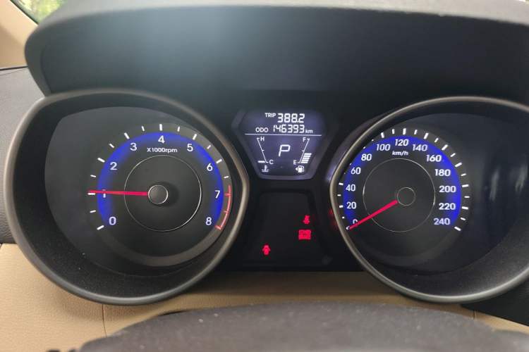 Used Hyundai Elantra (5th Generation / Langdong) 2012 1.6L Automatic Fashion Edition Instrument Cluster