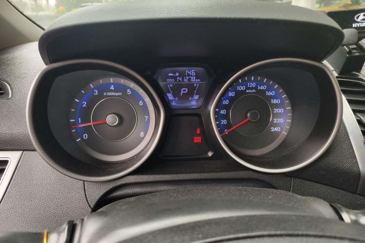 Used Hyundai Elantra (5th Generation / Langdong) 2012 1.6L Automatic Leading Model Instrument Cluster