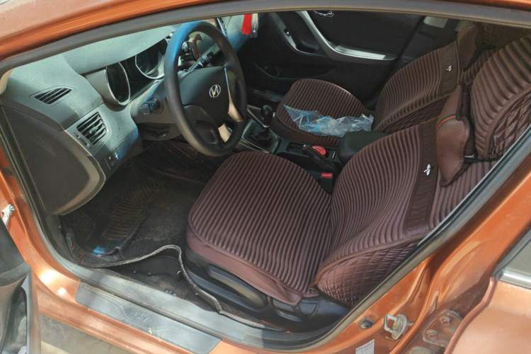 Used Hyundai Elantra (5th Generation / Langdong) 2012 1.6L Manual Leading Model Left Front Seat