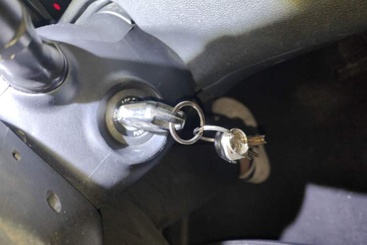 Used Hyundai Elantra (5th Generation / Langdong) 2012 1.6L Automatic Fashion Edition Vehicle Key