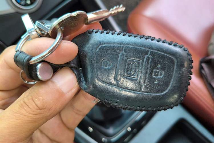 Used Hyundai Elantra (5th Generation / Langdong) 2012 1.6L Manual Leading Model Vehicle Key