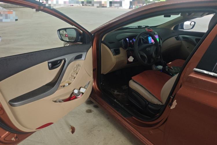 Used Hyundai Elantra (5th Generation / Langdong) 2012 1.6L Automatic Fashion Edition Driver Seat