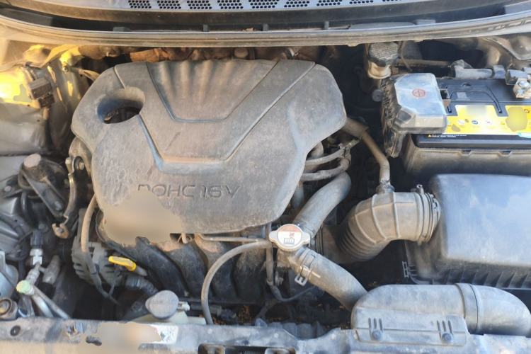 Used Hyundai Elantra (5th Generation / Langdong) 2012 1.6L Manual Leading Model Engine Bay