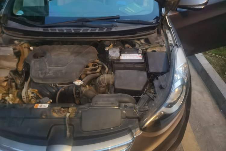 Used Hyundai Elantra (5th Generation / Langdong) 2012 1.6L Automatic Leading Model Engine Bay Left