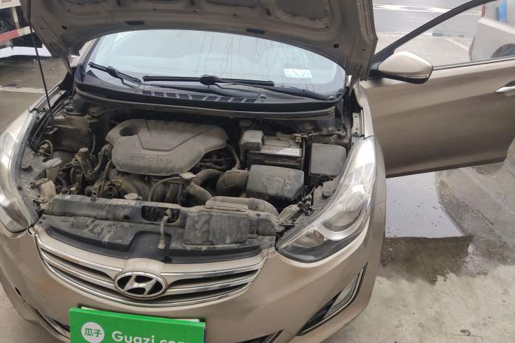 Used Hyundai Elantra (5th Generation / Langdong) 2012 1.6L Manual Leading Model Engine Bay Left