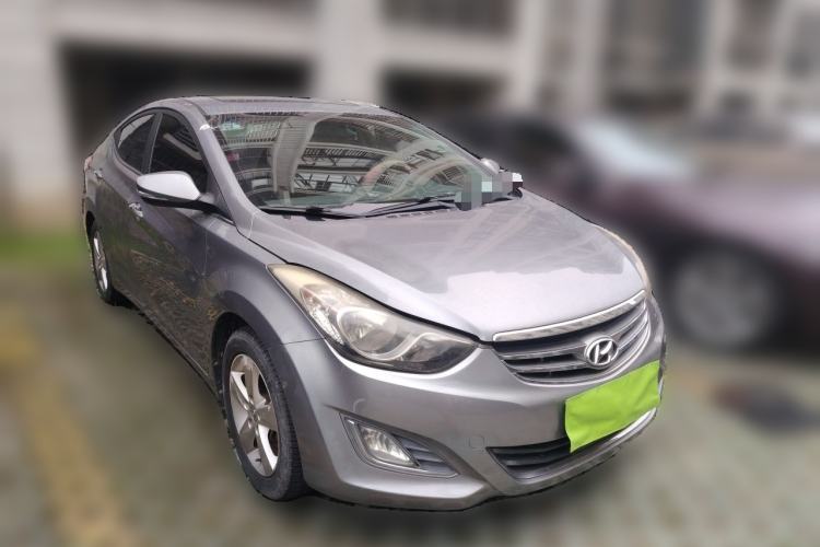 Used Hyundai Elantra (5th Generation / Langdong) 2012 1.6L Manual Leading Model Front Right 45 Deg