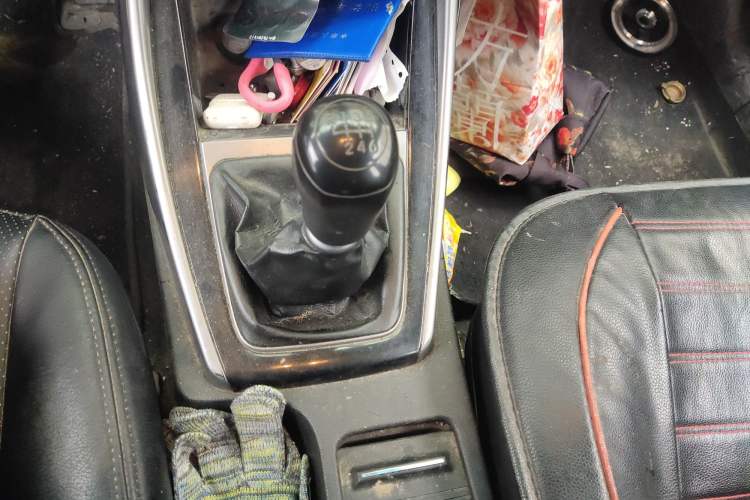 Used Hyundai Elantra (5th Generation / Langdong) 2012 1.6L Manual Leading Model Gear Lever