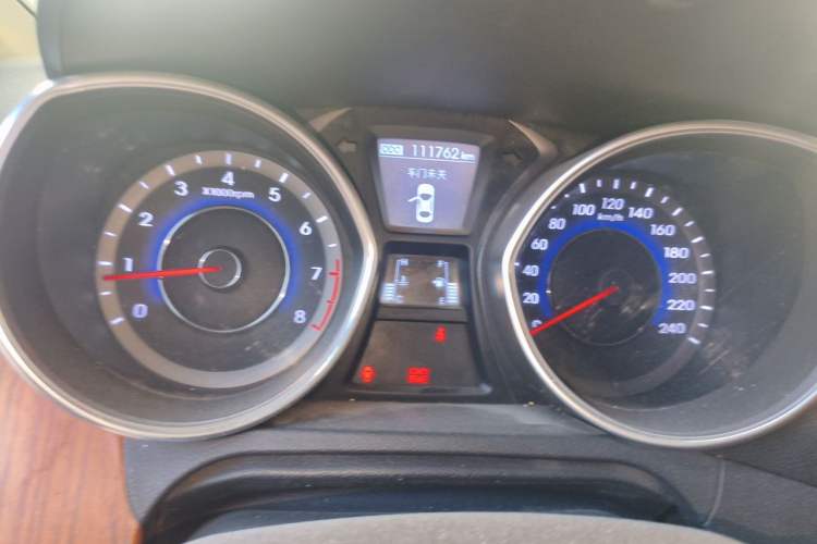 Used Hyundai Elantra (5th Generation / Langdong) 2012 1.6L Manual Leading Model Instrument Cluster