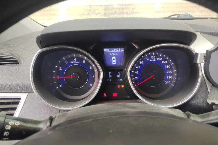 Used Hyundai Elantra (5th Generation / Langdong) 2012 1.6L Manual Leading Model Instrument Cluster